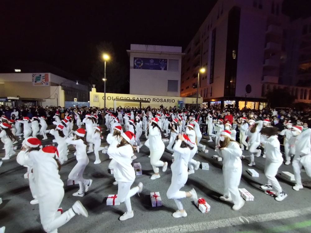 Motril estrena su Navidad llenando de miles de luces y actos festivos las calles de la ciudad y anejos